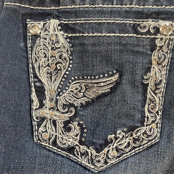 Miss Me Bootcut Jeans JP5534B Embroidered Fleur-de-Lis Wings  Sz 26 - Picture 12 of 14